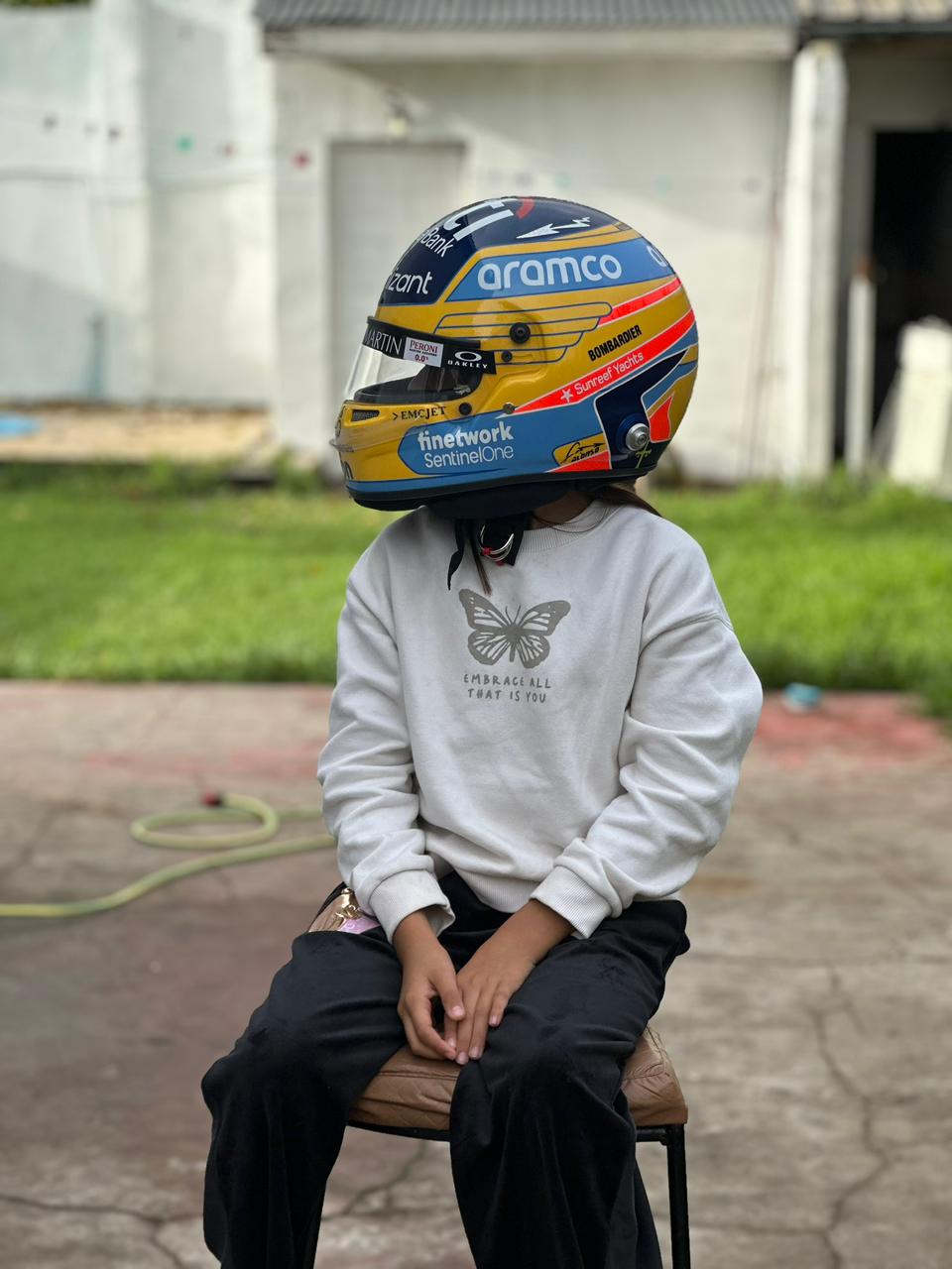 Fernando Alonso Aston Martin F1 Helmet Replica – 2023 Season Edition