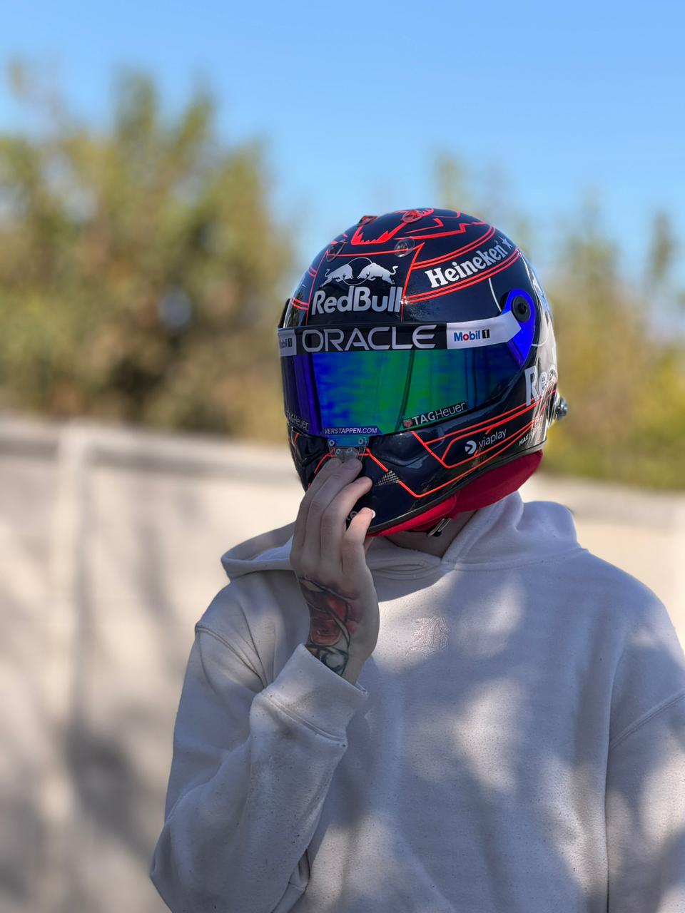 Max Verstappen Red Bull Racing F1 Helmet Replica – Dark Edition