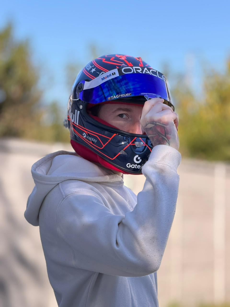 Max Verstappen Red Bull Racing F1 Helmet Replica – Dark Edition