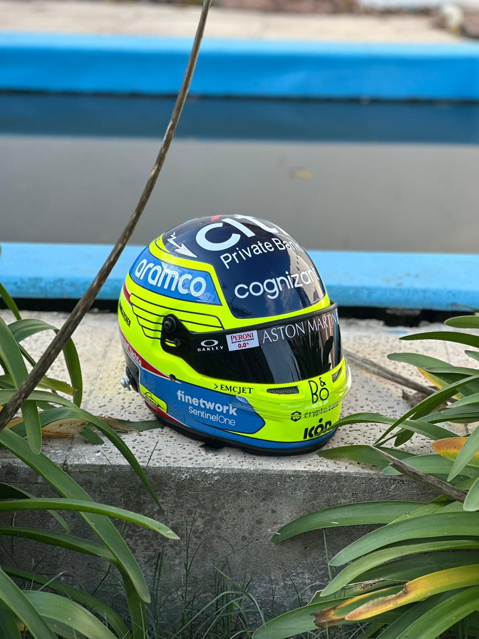 Aston Martin Formula 1 Helmet Replica – Fernando Alonso Inspired Edition