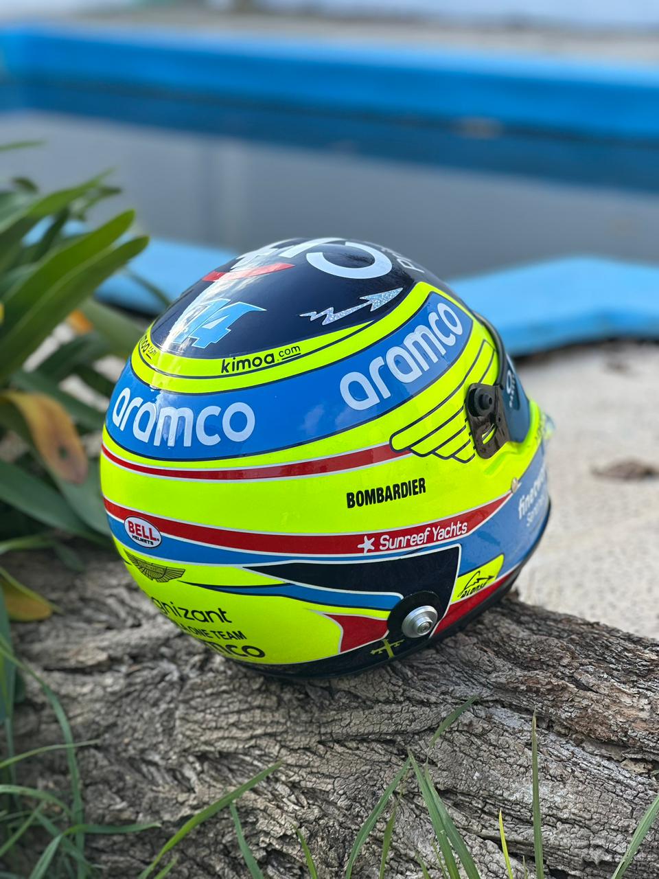 Aston Martin Formula 1 Helmet Replica – Fernando Alonso Inspired Edition