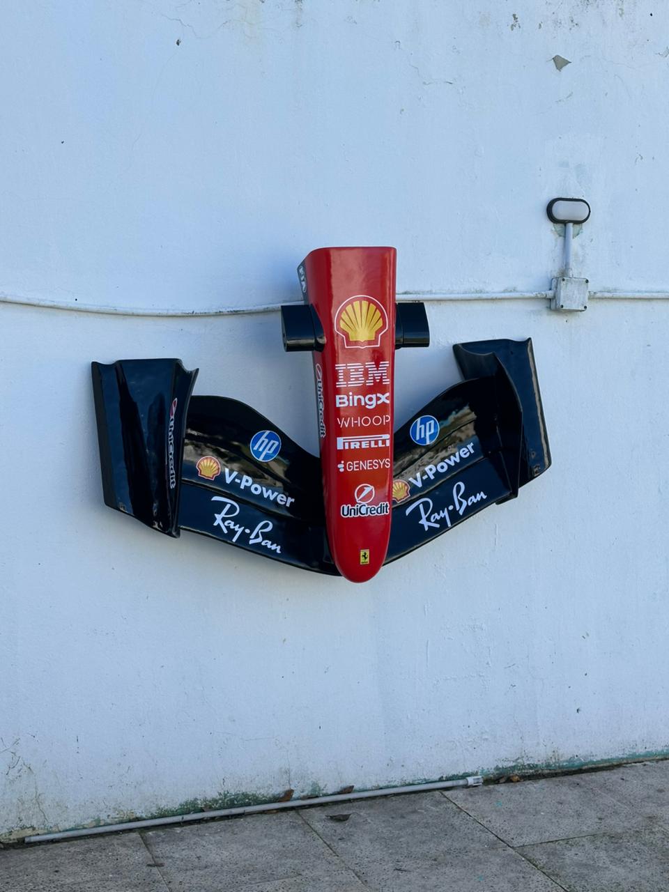 🏁 Ferrari SF-26 Formula 1 Front Wing Replica – Collector Edition