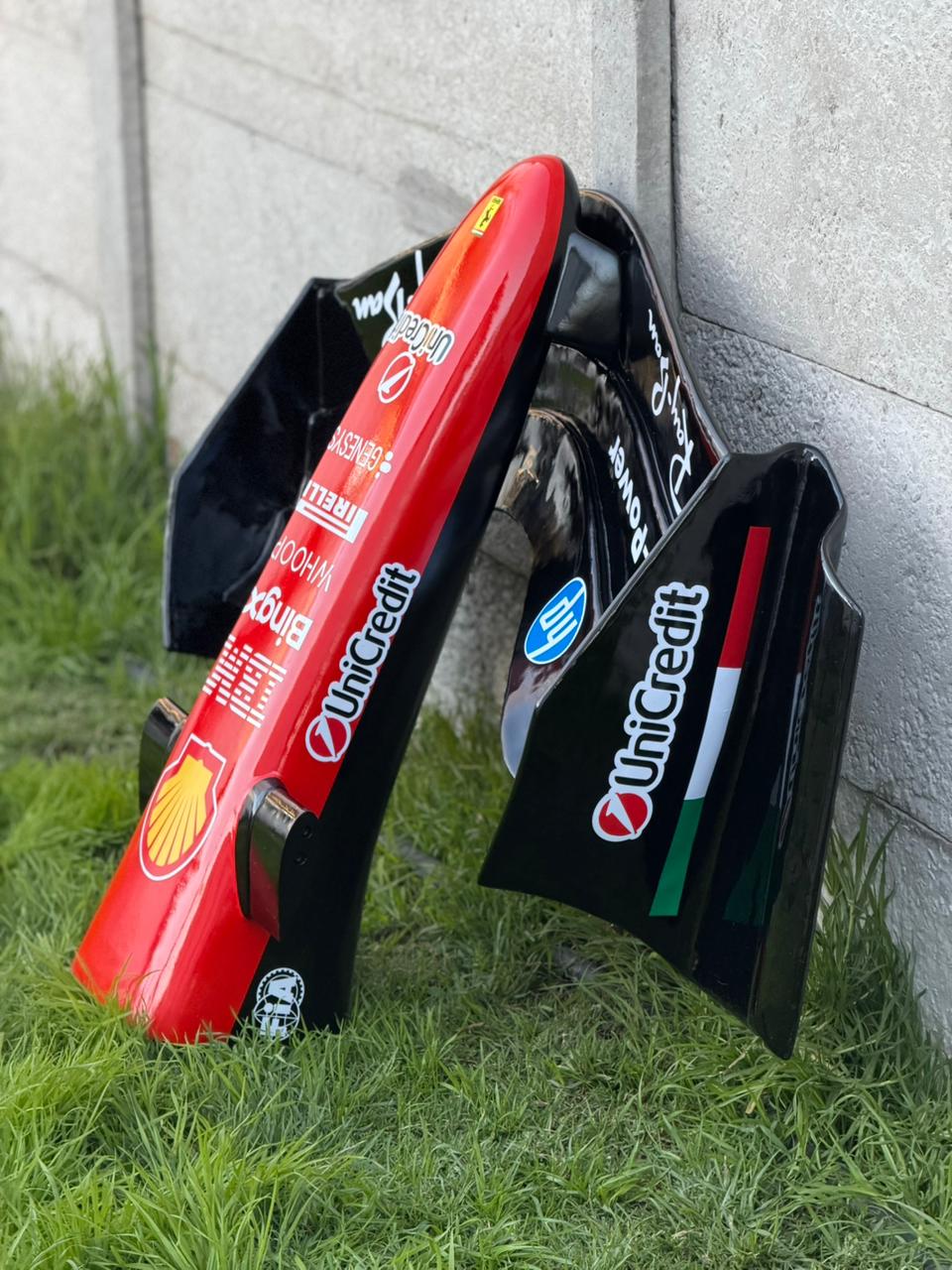 🏁 Ferrari SF-26 Formula 1 Front Wing Replica – Collector Edition