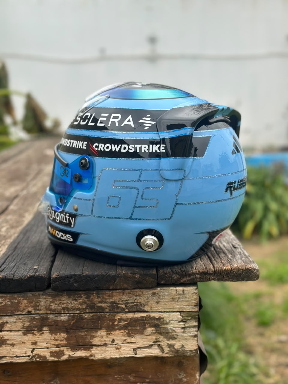 🏁 George Russell 2026 Helmet 💙