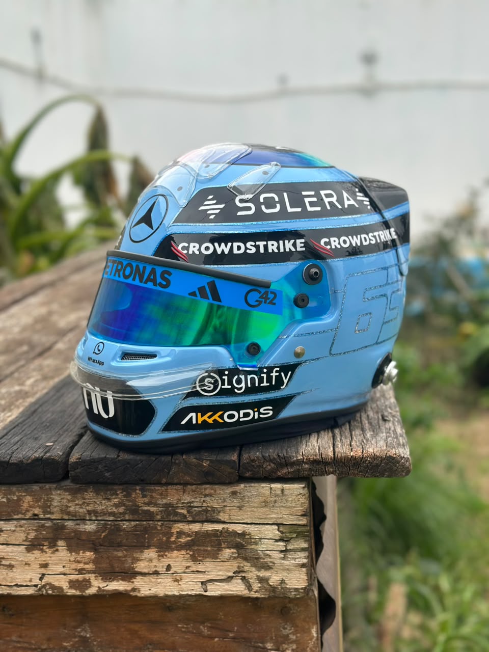 🏁 George Russell 2026 Helmet 💙