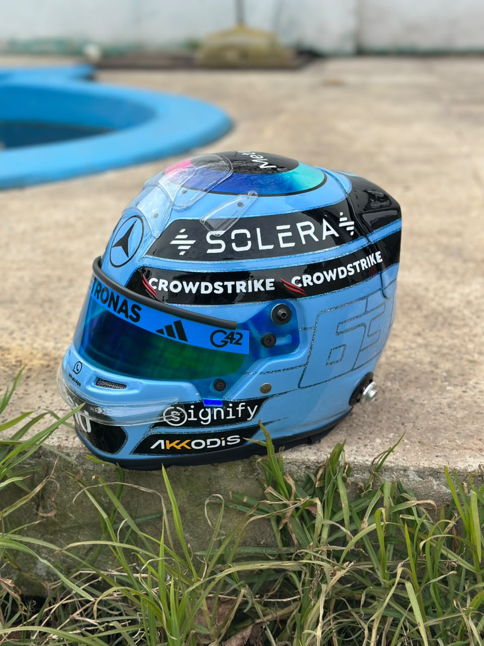🏁 George Russell 2026 Helmet 💙