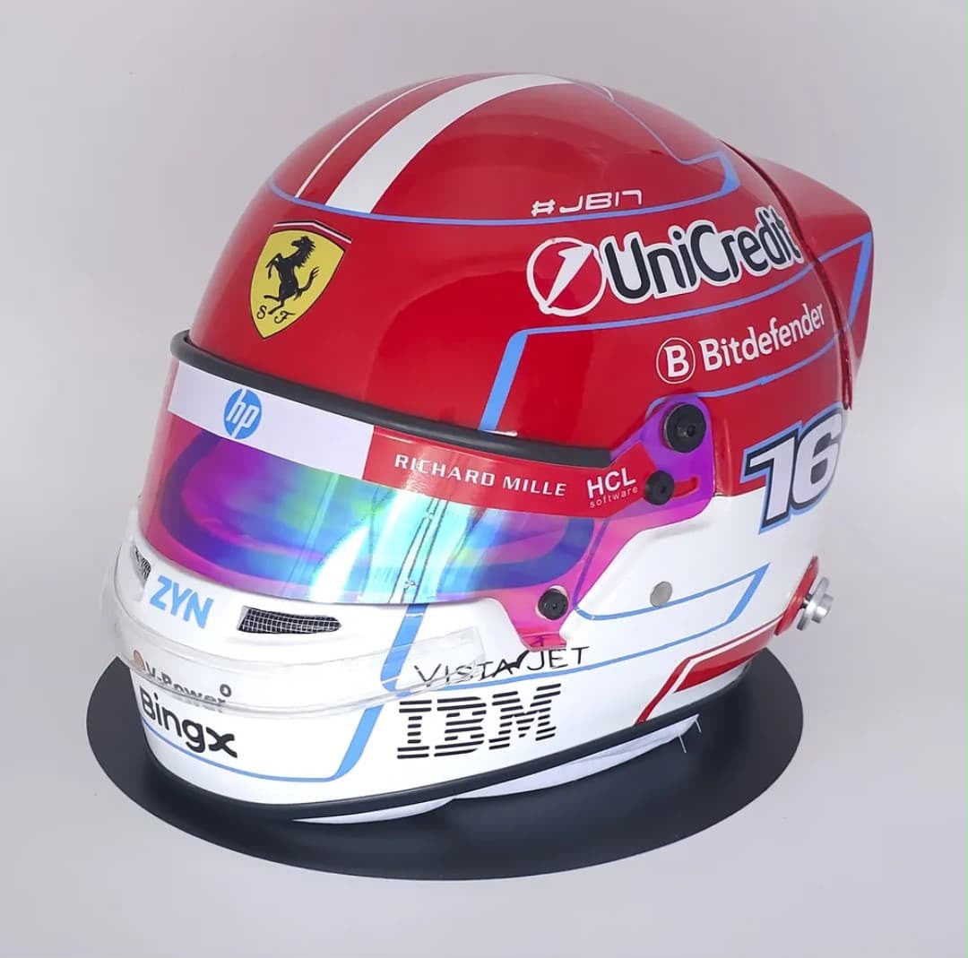🏎️ Casco Réplica Charles Leclerc Ferrari F1 2025