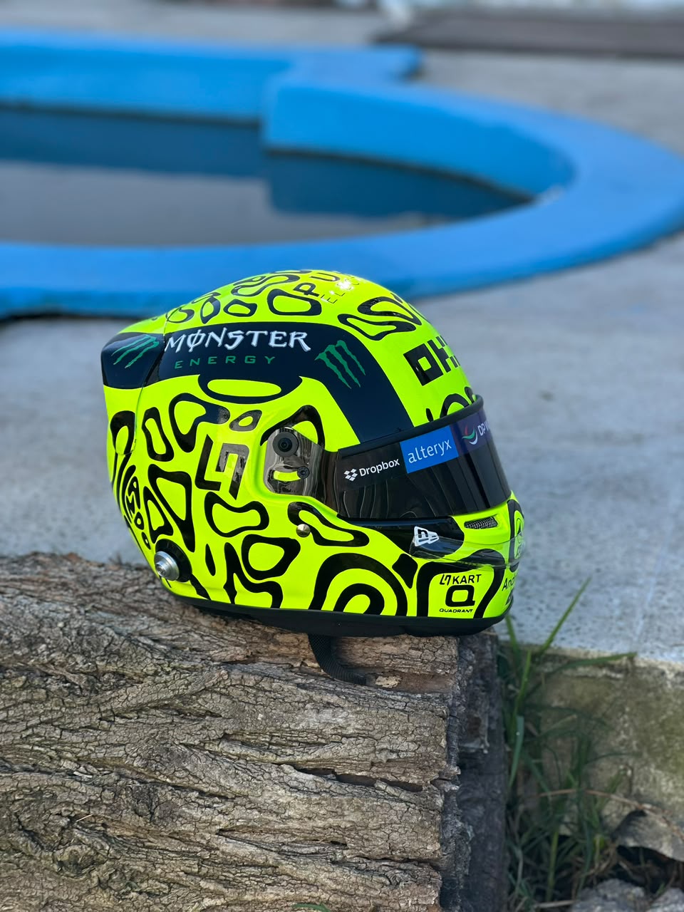 Lando Norris 2025 Formula 1 Helmet Replica | 1:1 Handmade Display Helmet