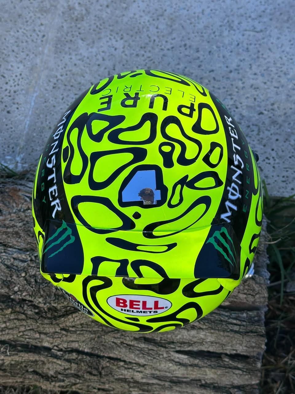 Lando Norris 2025 Formula 1 Helmet Replica | 1:1 Handmade Display Helmet
