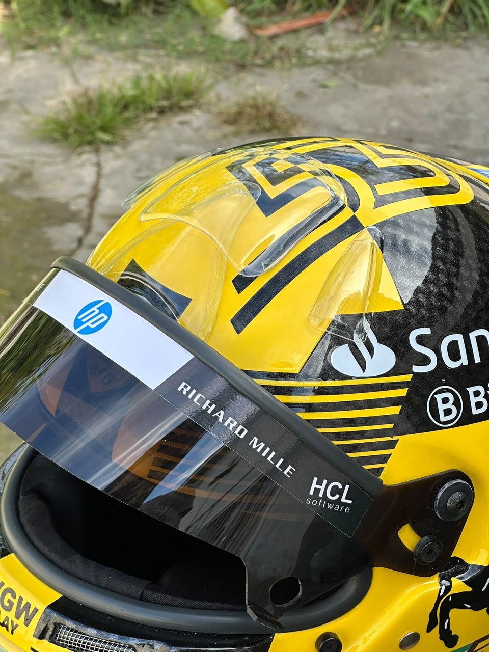 Carlos Sainz 2024 Ferrari F1 Helmet Replica 1:1 – Decorative Display Helmet