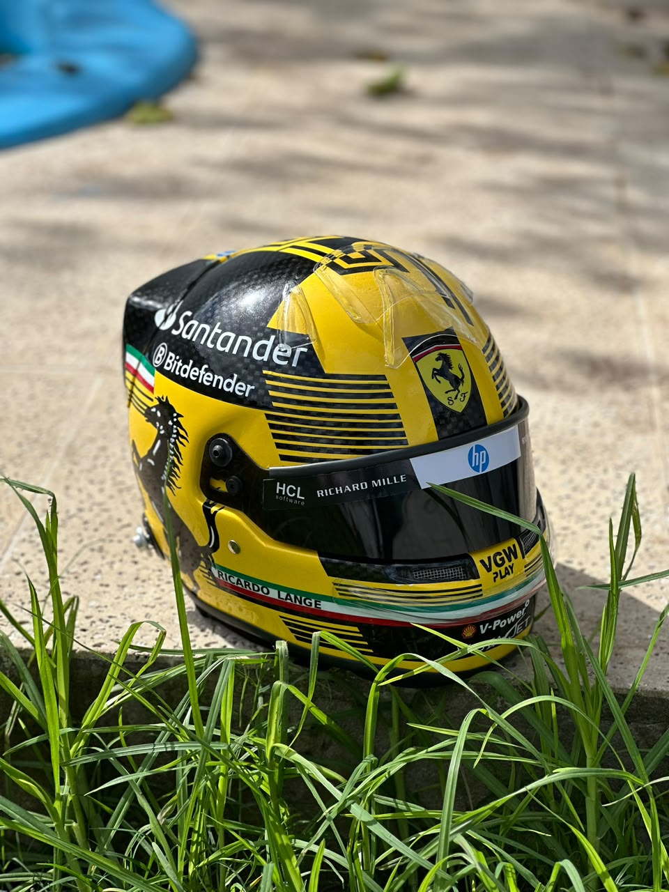 Carlos Sainz 2024 Ferrari F1 Helmet Replica 1:1 – Decorative Display Helmet