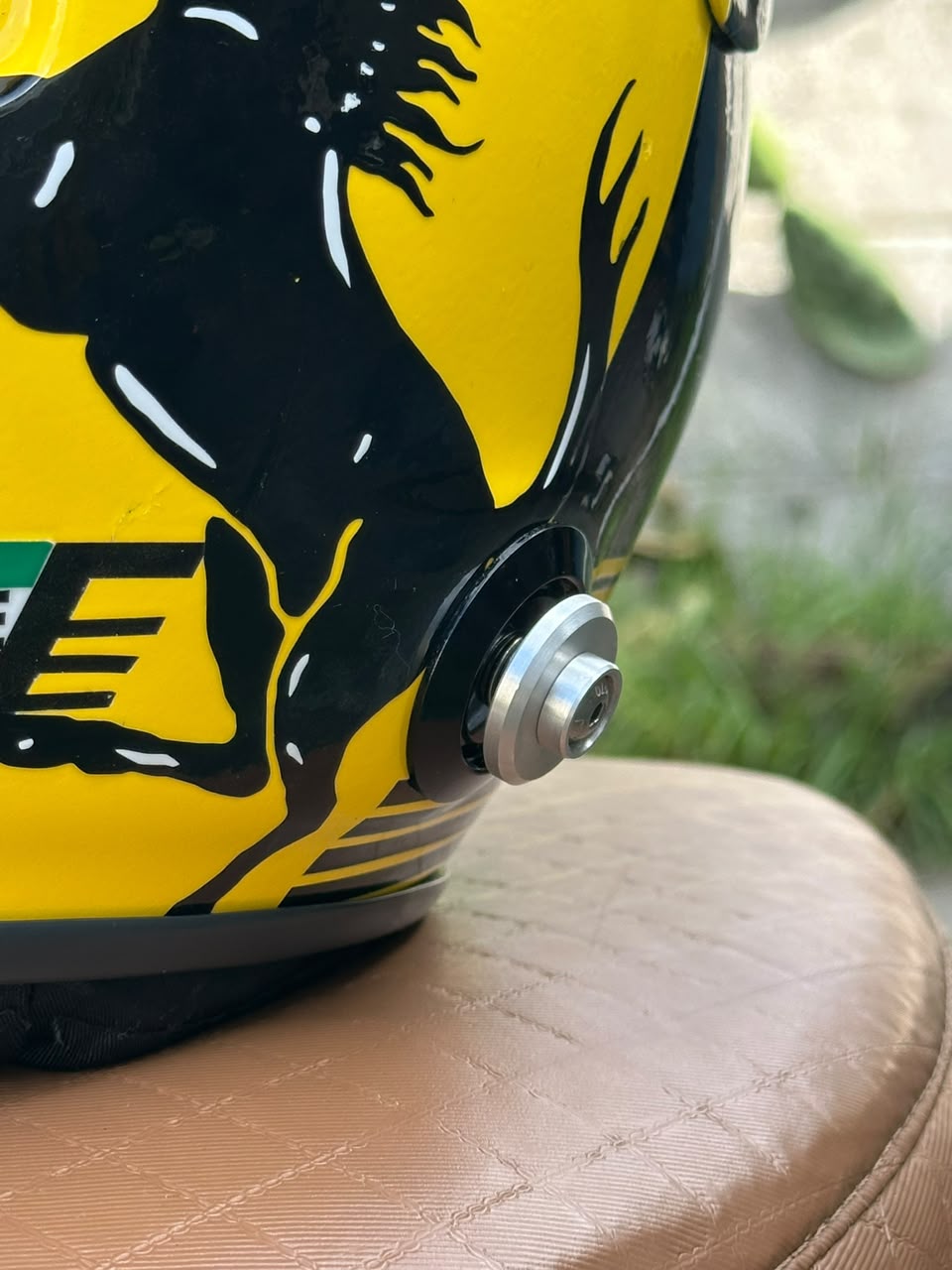 Carlos Sainz 2024 Ferrari F1 Helmet Replica 1:1 – Decorative Display Helmet