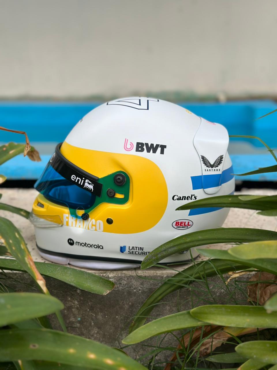 Franco Colapinto 2025 Full Scale Formula 1 Replica Helmet – Handmade Fiberglass Display Piece
