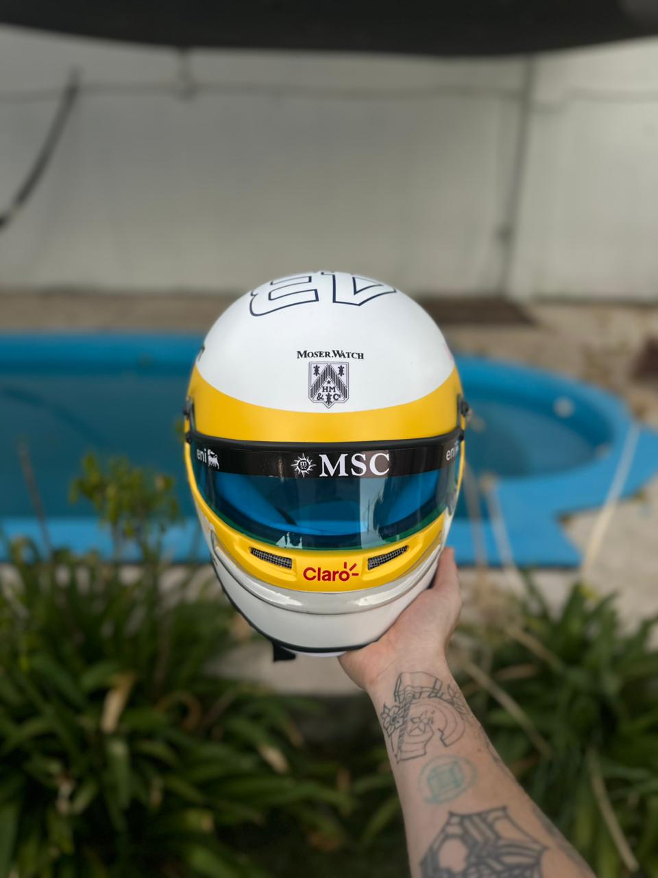 Franco Colapinto 2025 Full Scale Formula 1 Replica Helmet – Handmade Fiberglass Display Piece